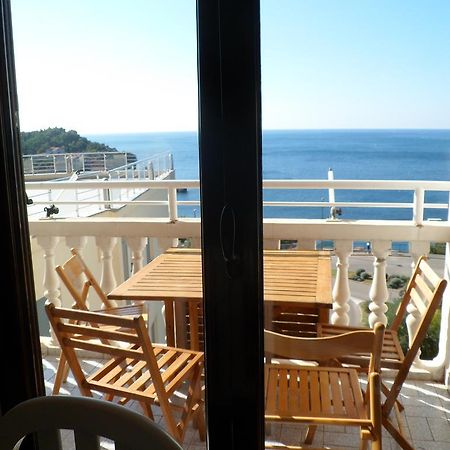Milocer Apartment Sveti Stefan Buitenkant foto