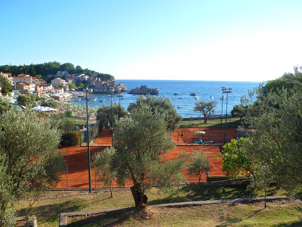 Milocer Apartment Sveti Stefan Buitenkant foto