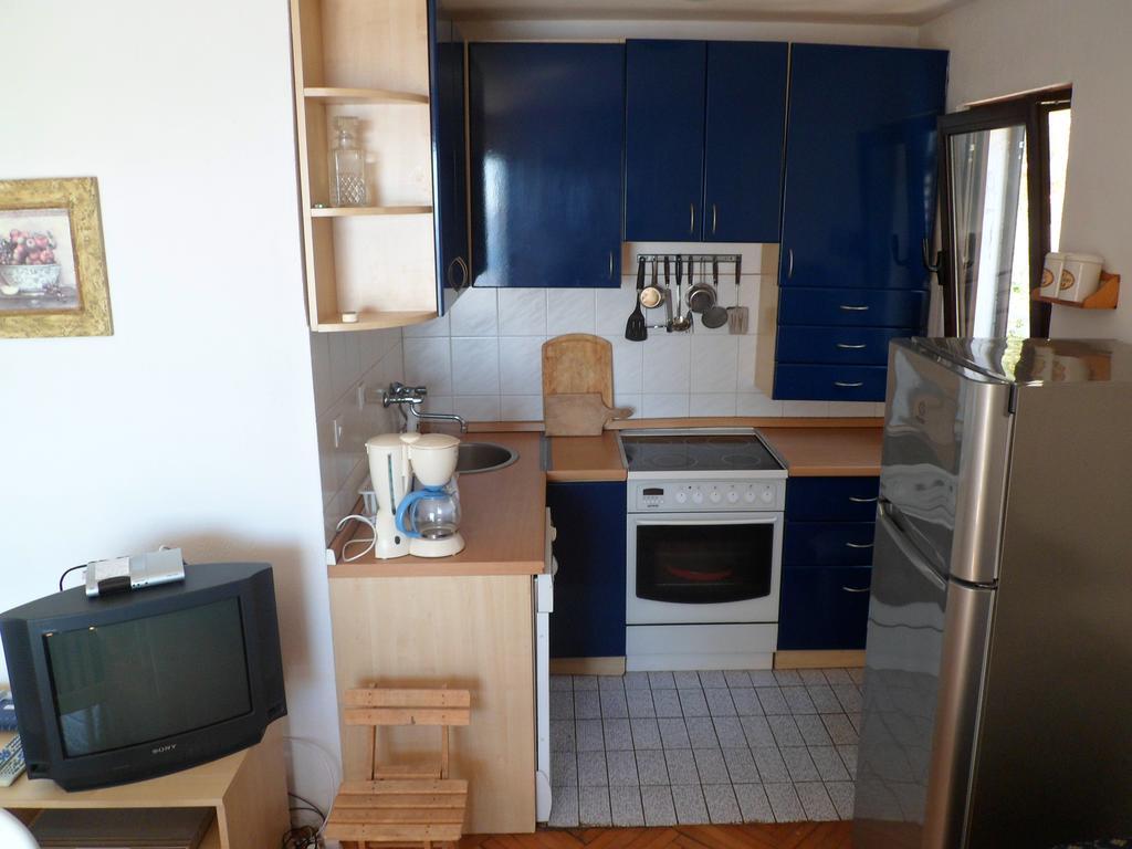 Milocer Apartment Sveti Stefan Buitenkant foto